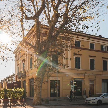 Belvedere Luxury Apartment, View On The Lucca Walls Bagian luar foto