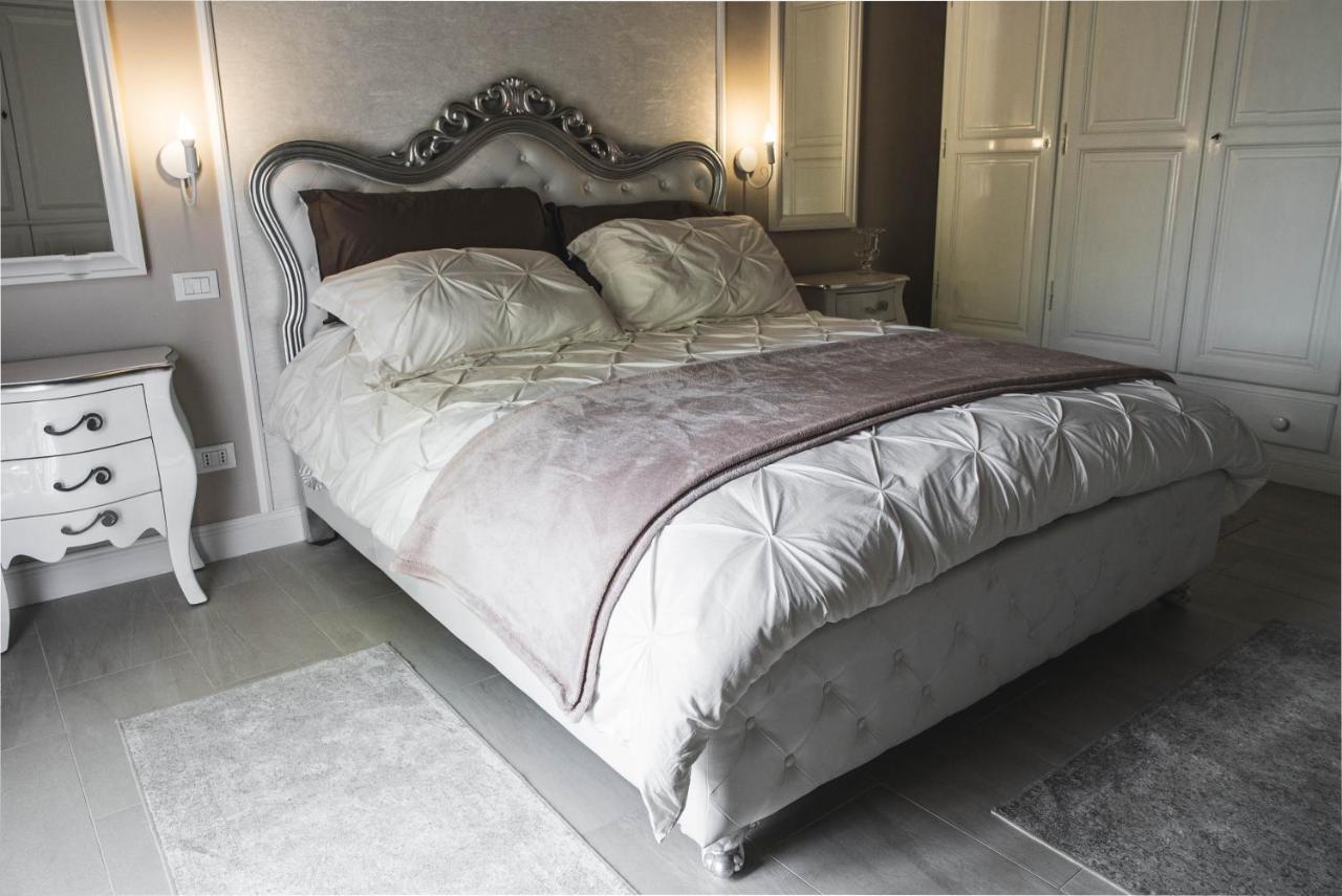 Belvedere Luxury Apartment, View On The Lucca Walls Bagian luar foto