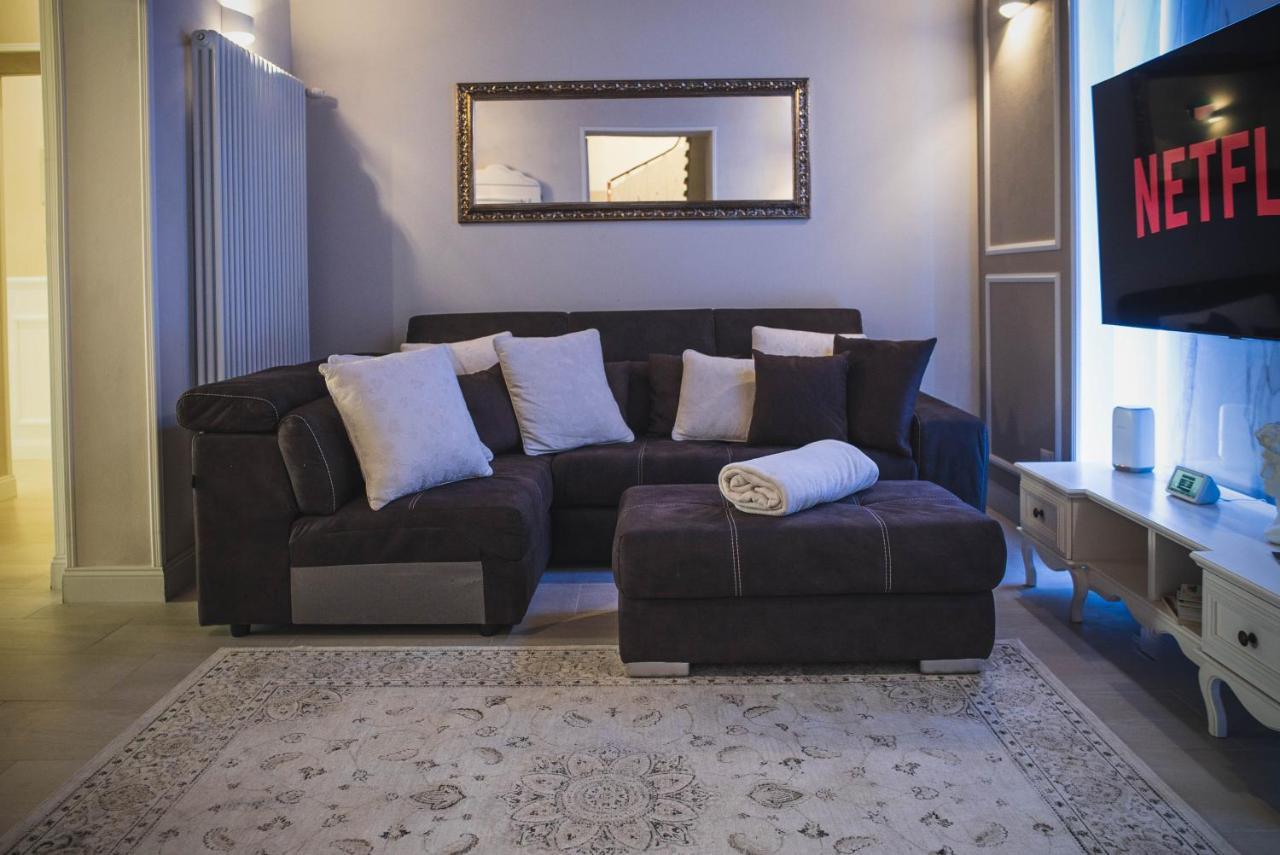 Belvedere Luxury Apartment, View On The Lucca Walls Bagian luar foto