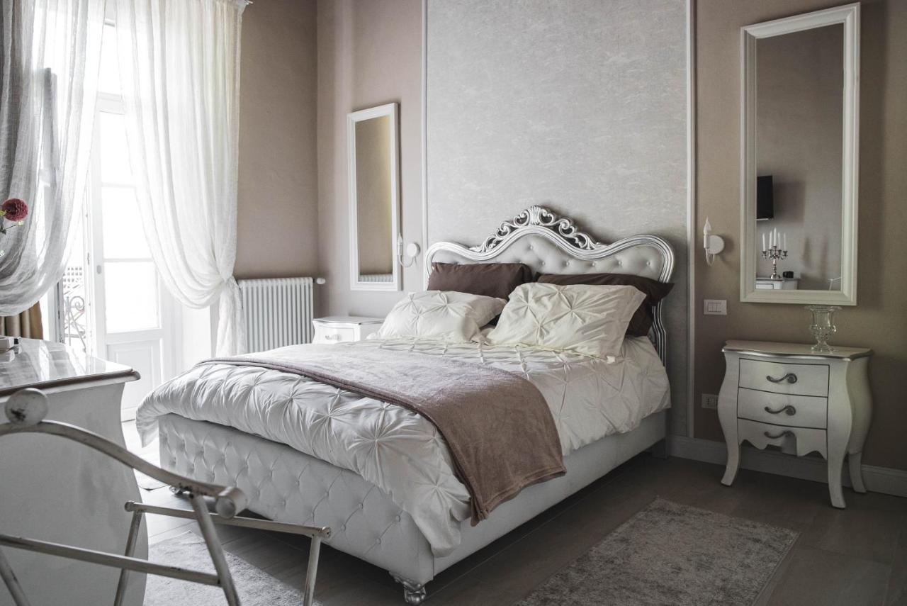 Belvedere Luxury Apartment, View On The Lucca Walls Bagian luar foto