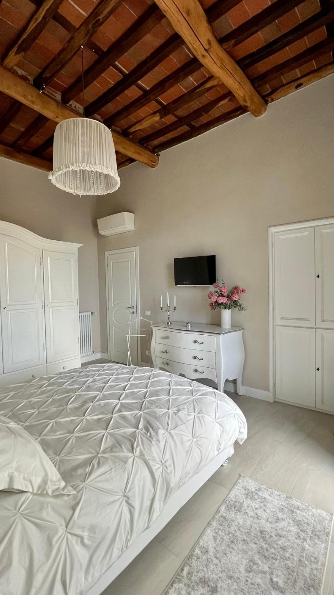 Belvedere Luxury Apartment, View On The Lucca Walls Bagian luar foto
